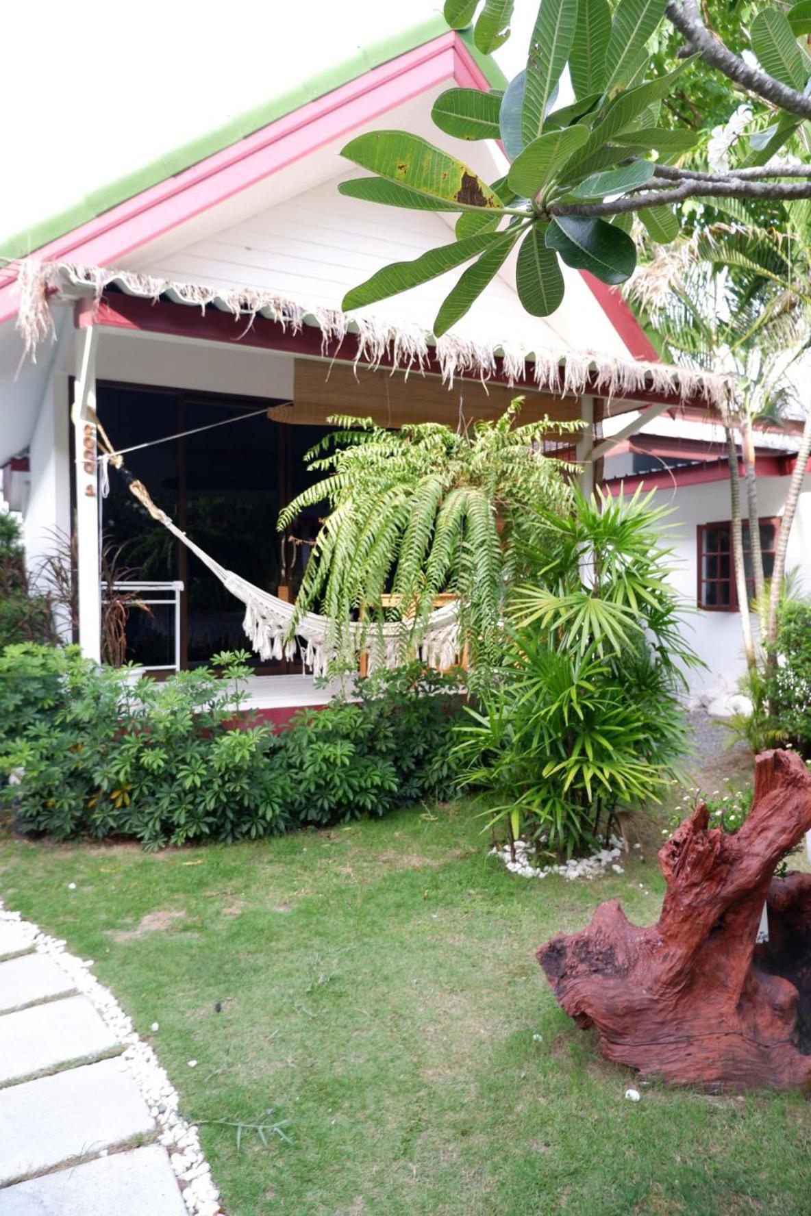 Tropicoco Beach Resort Koh Phangan 핫야오 외부 사진